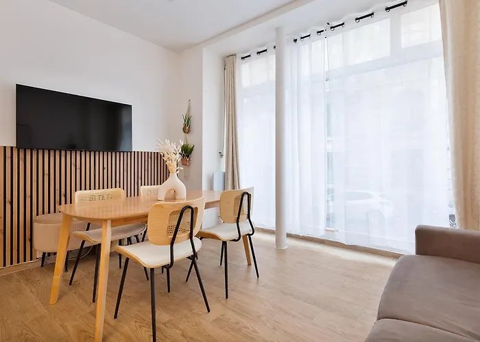 Apartament Cosy & Central, Opera Madeleine Paryż